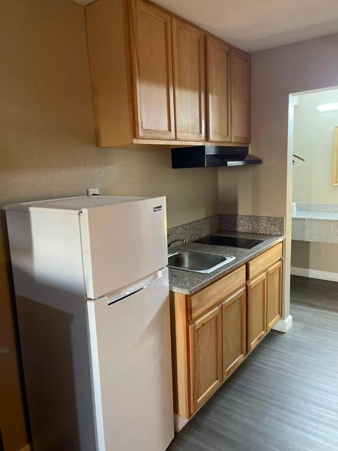 Suburban Studios Columbia - Harbison Экстерьер фото
